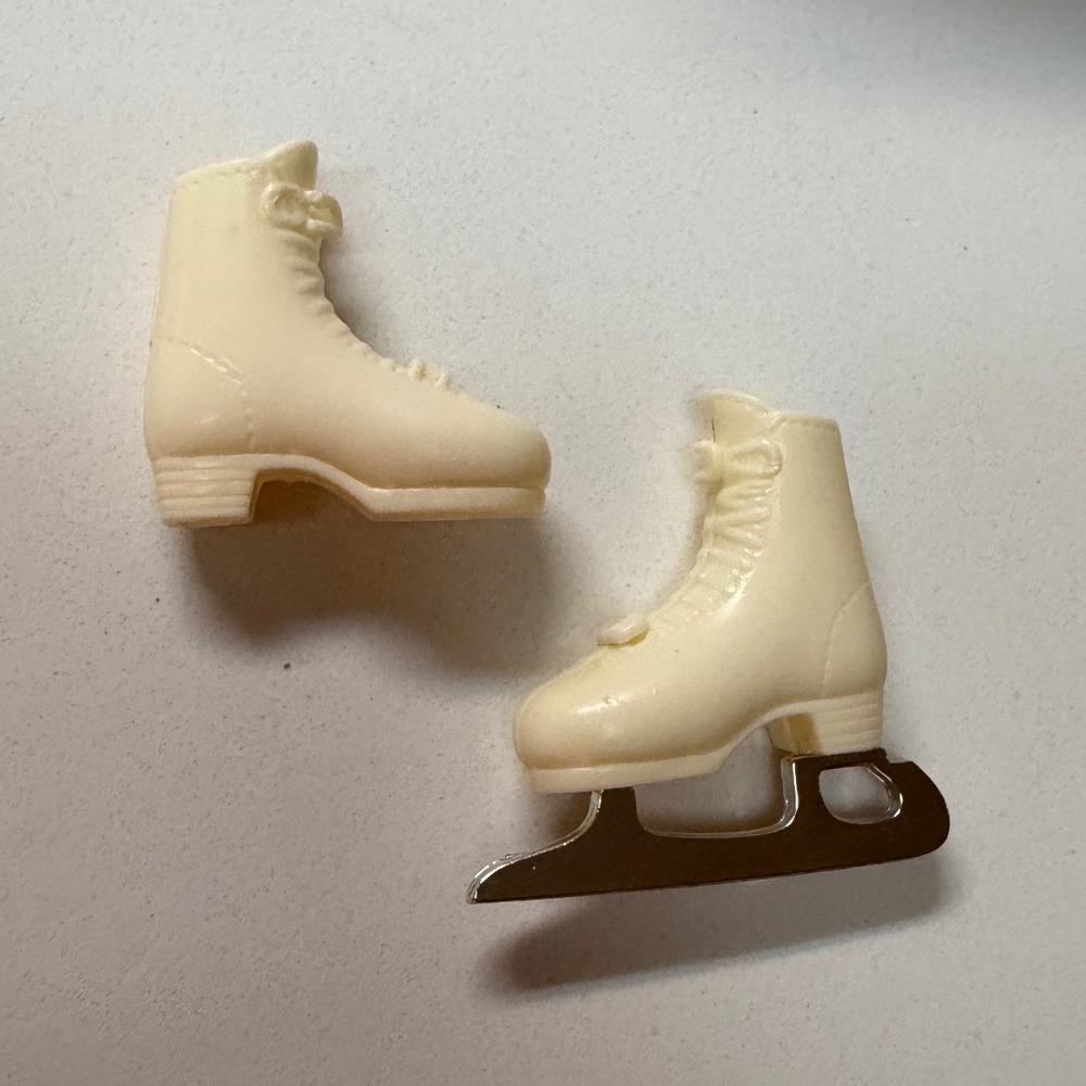 Vintage Barbie Doll Ice Skates Shoes Pair White Boots One Blade Missing AS IS